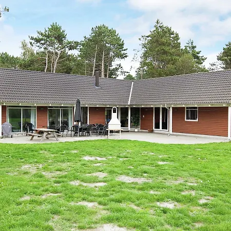 Six Bedroom Holiday In Rodby 1 *